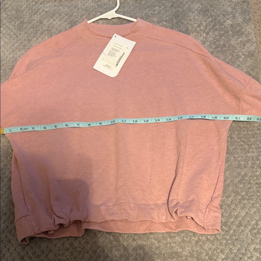 🌸 **Fabletics Selena Semi-Cropped Pullover – Rosebloom Heather (XXS)** 🌸 - Picture 5 of 10